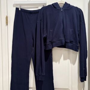 Skims Two-Piece Sweat Set – Excellent Condition